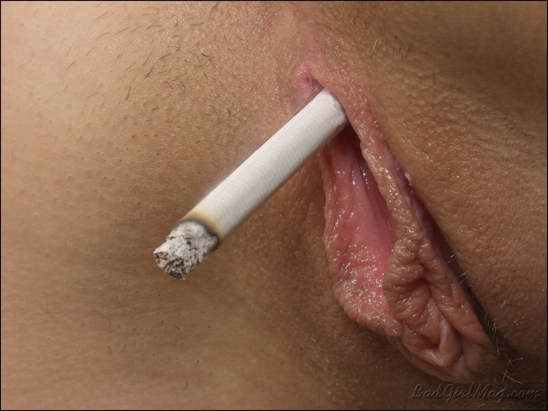 Эенщины курящие вагиной фото