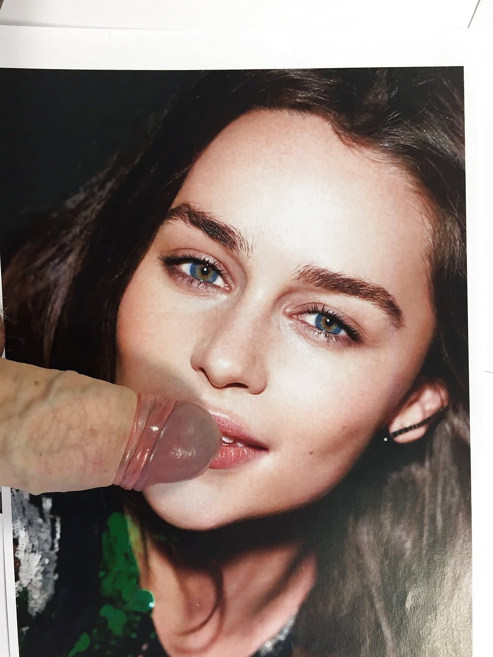 Emilia clarke blow job