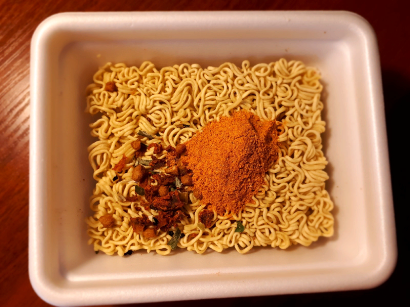 Доширак красный острый