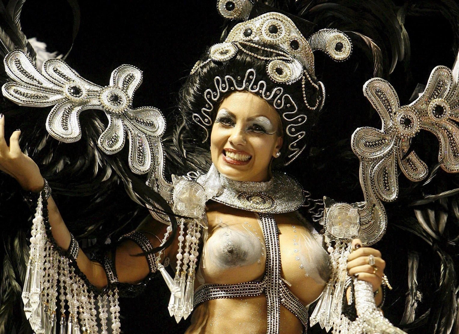 смотреть бразильский карнавал с голыми фото 57
