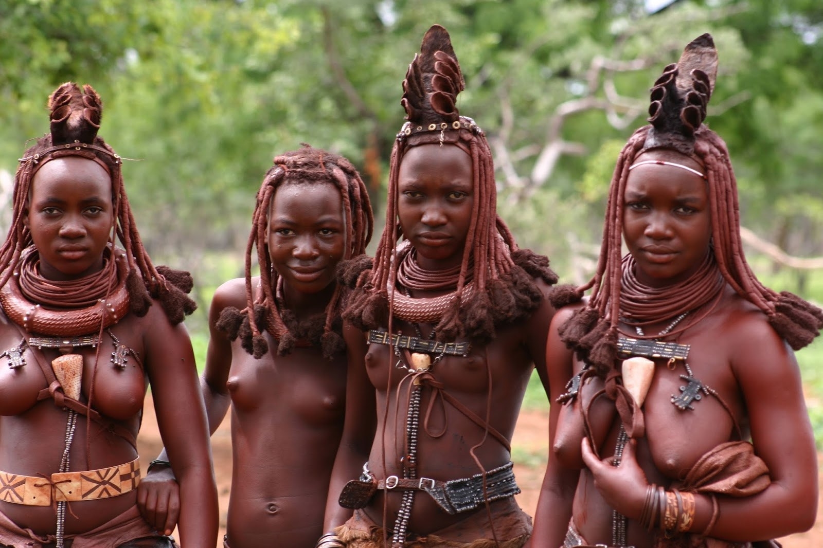 племена голых людей фото 3