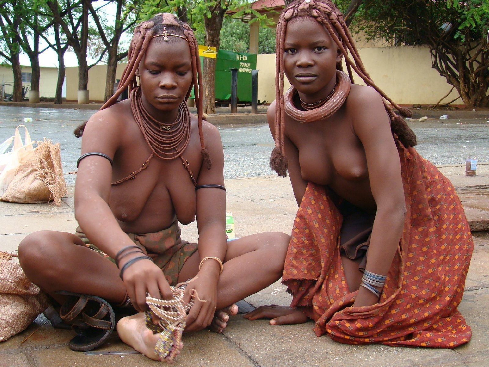 дикие племена с голыми женщинами фото 8