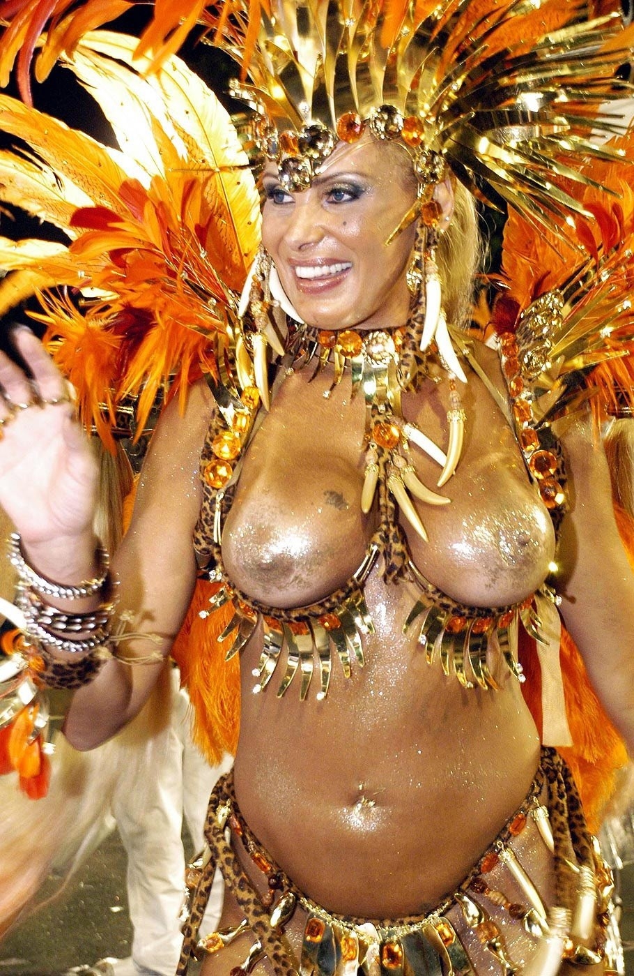 порно бразильском карнавале фото 114