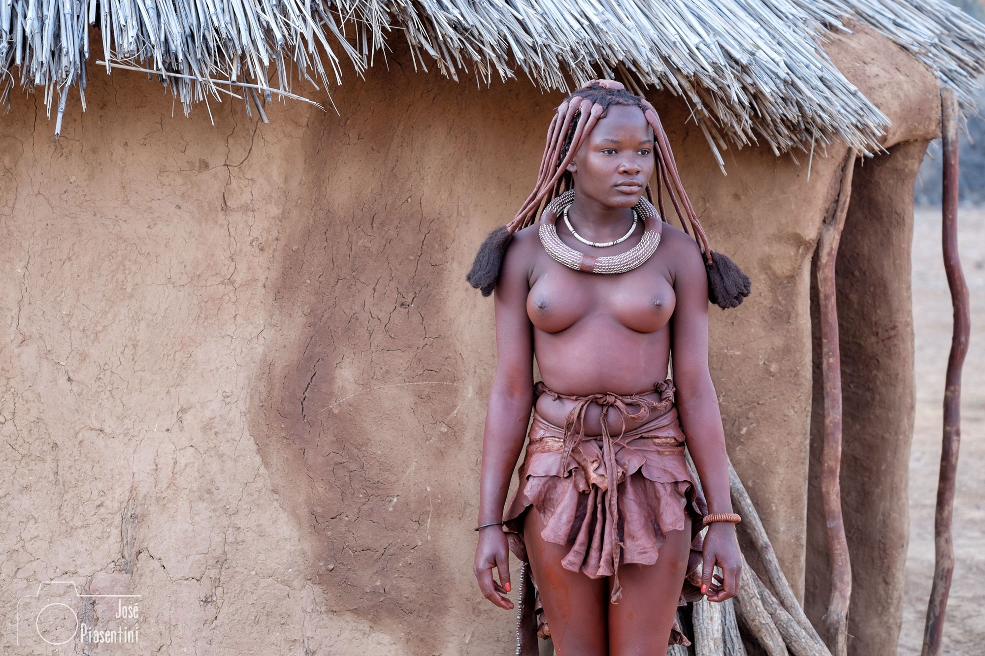 дикие племена с голыми женщинами фото 19