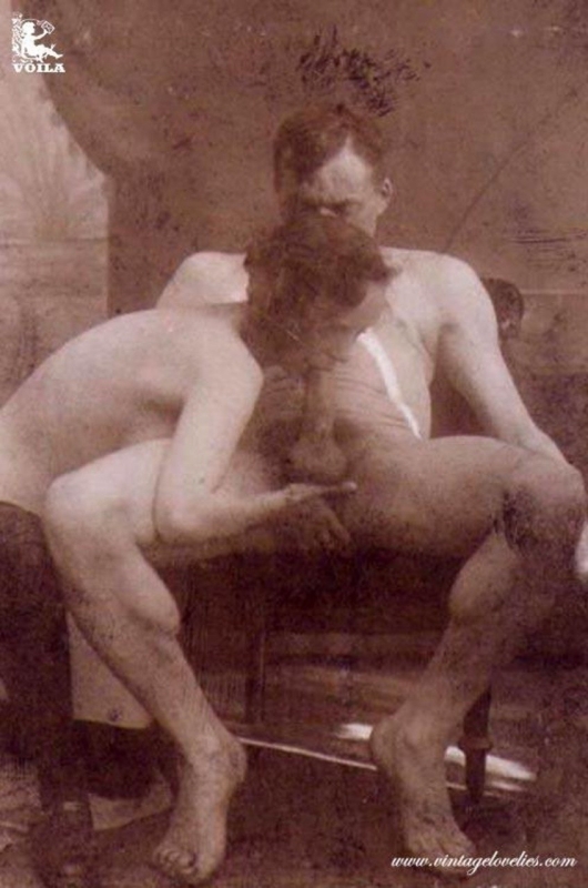 Первые порнографические фотографии